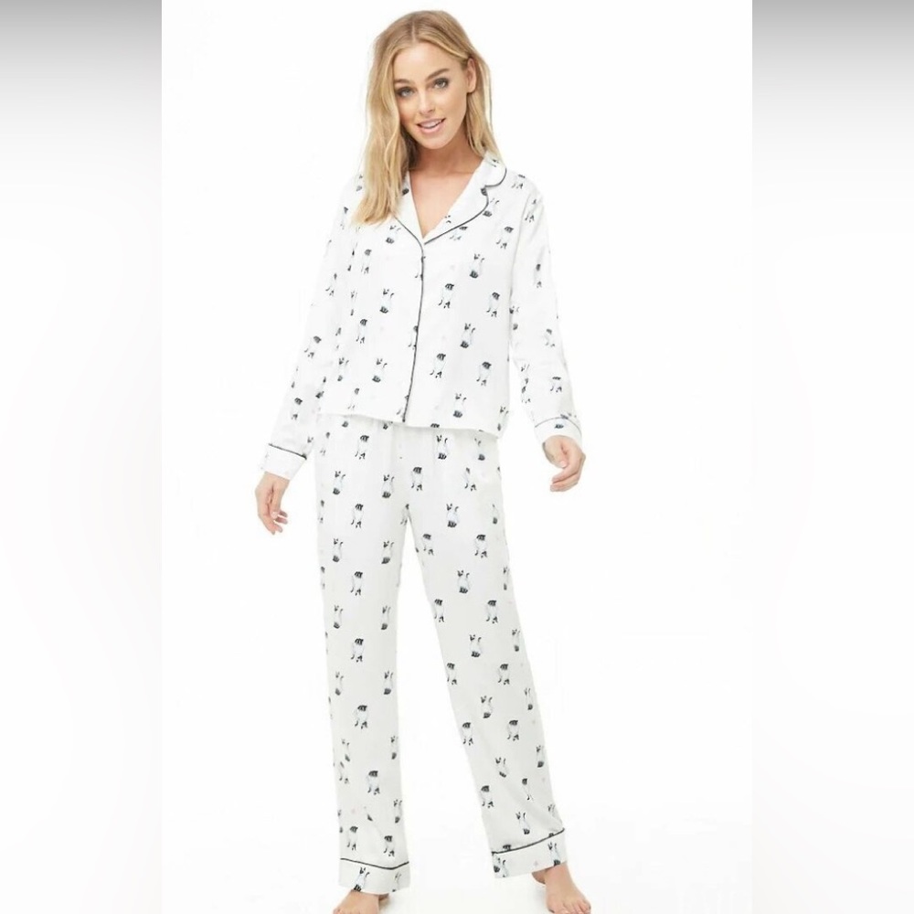 Forever, 21 silky Siamese cats, pajamas